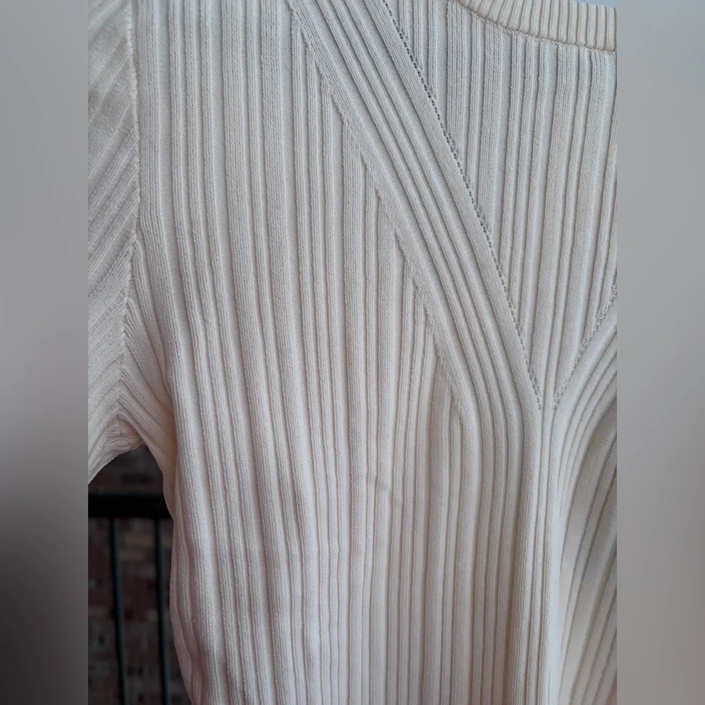 🆕7 For All Mankind Cream Ribbed Knit Top Open Back Cutout Stretchy Casual Size L - Picture 8 of 17